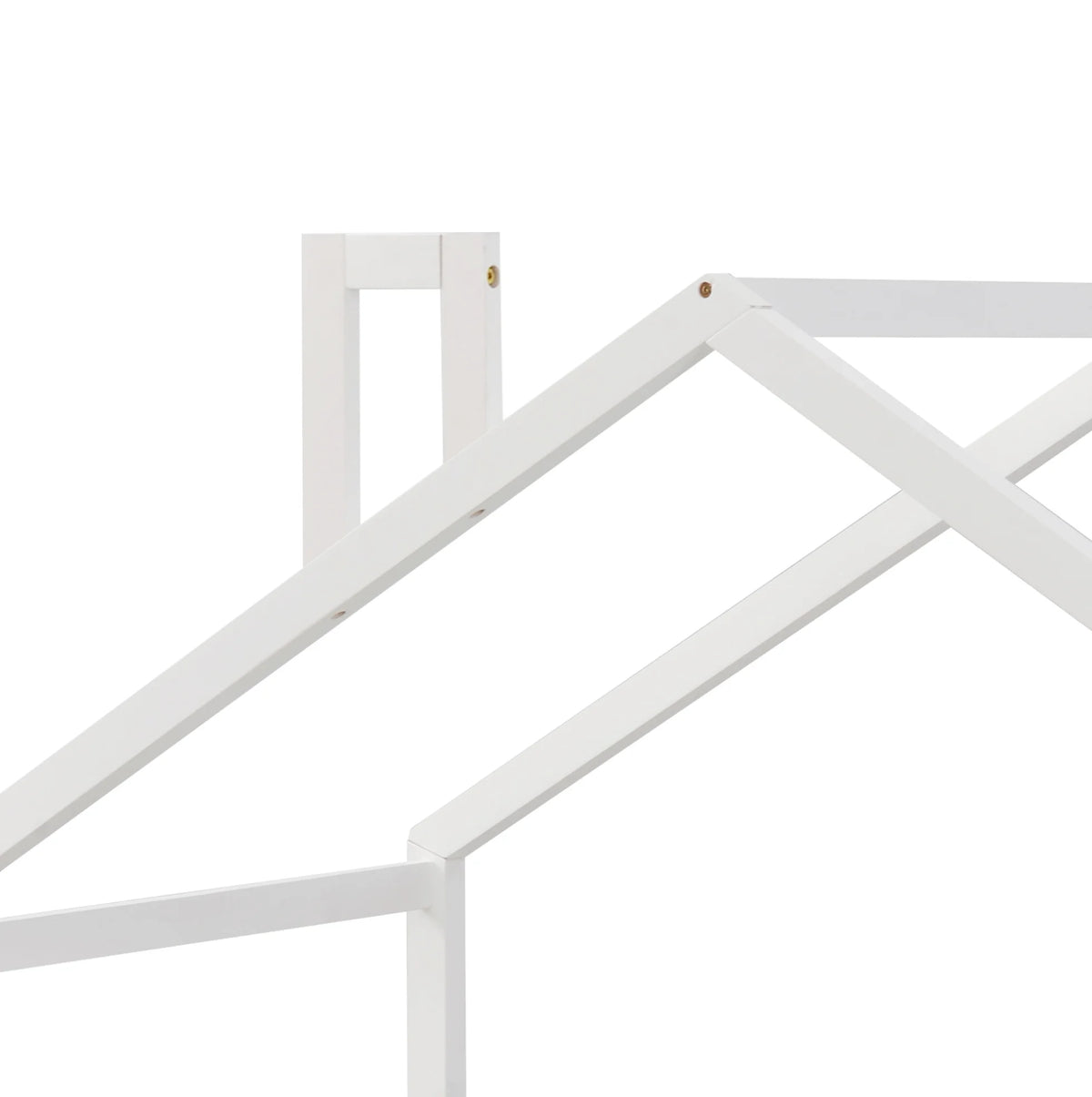Détail du toit et de la cheminée du lit cabane